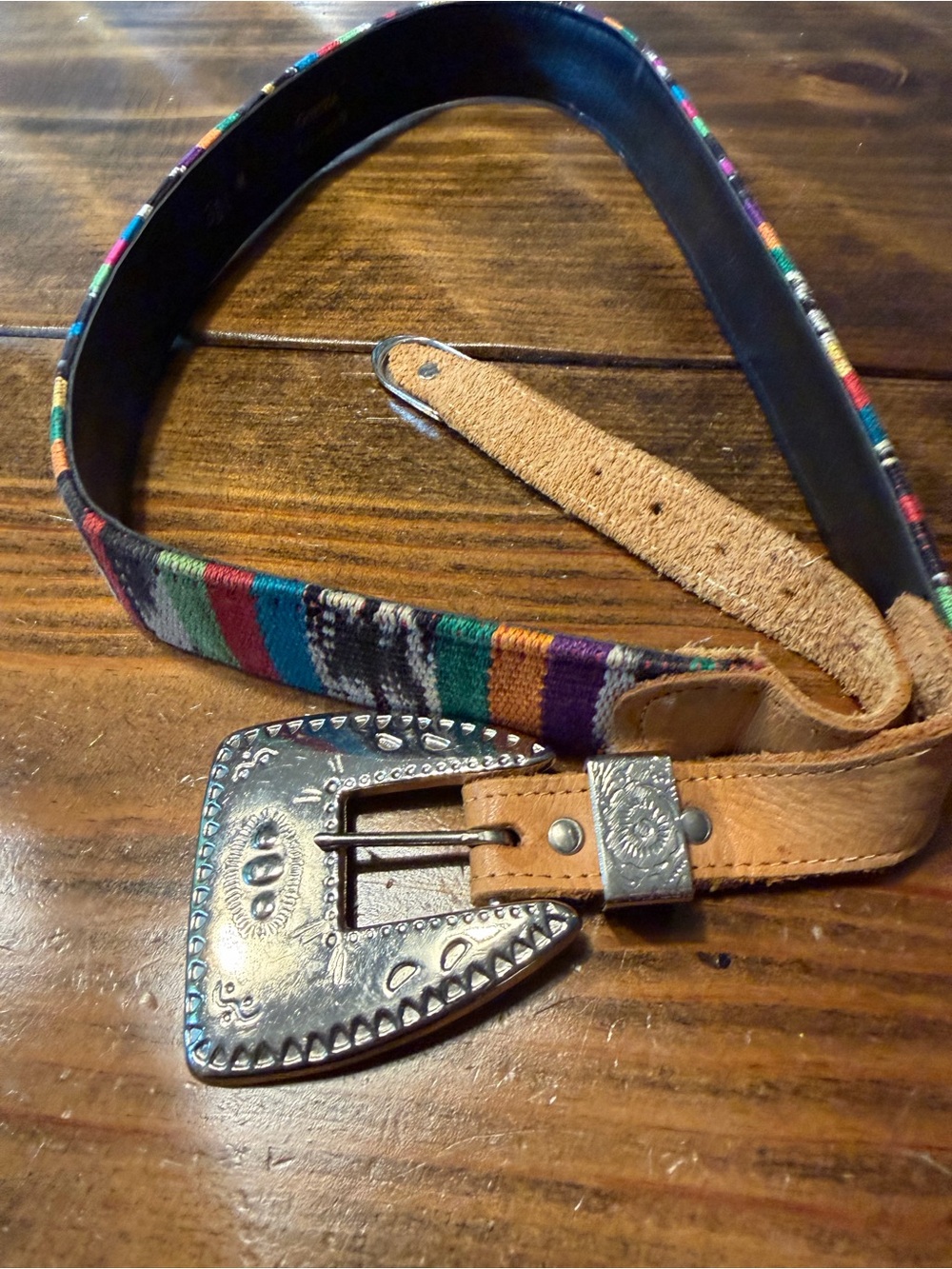 Vintage Gotcha Covere Belt M Multi color woven Medallion Accent Western Cowgirl